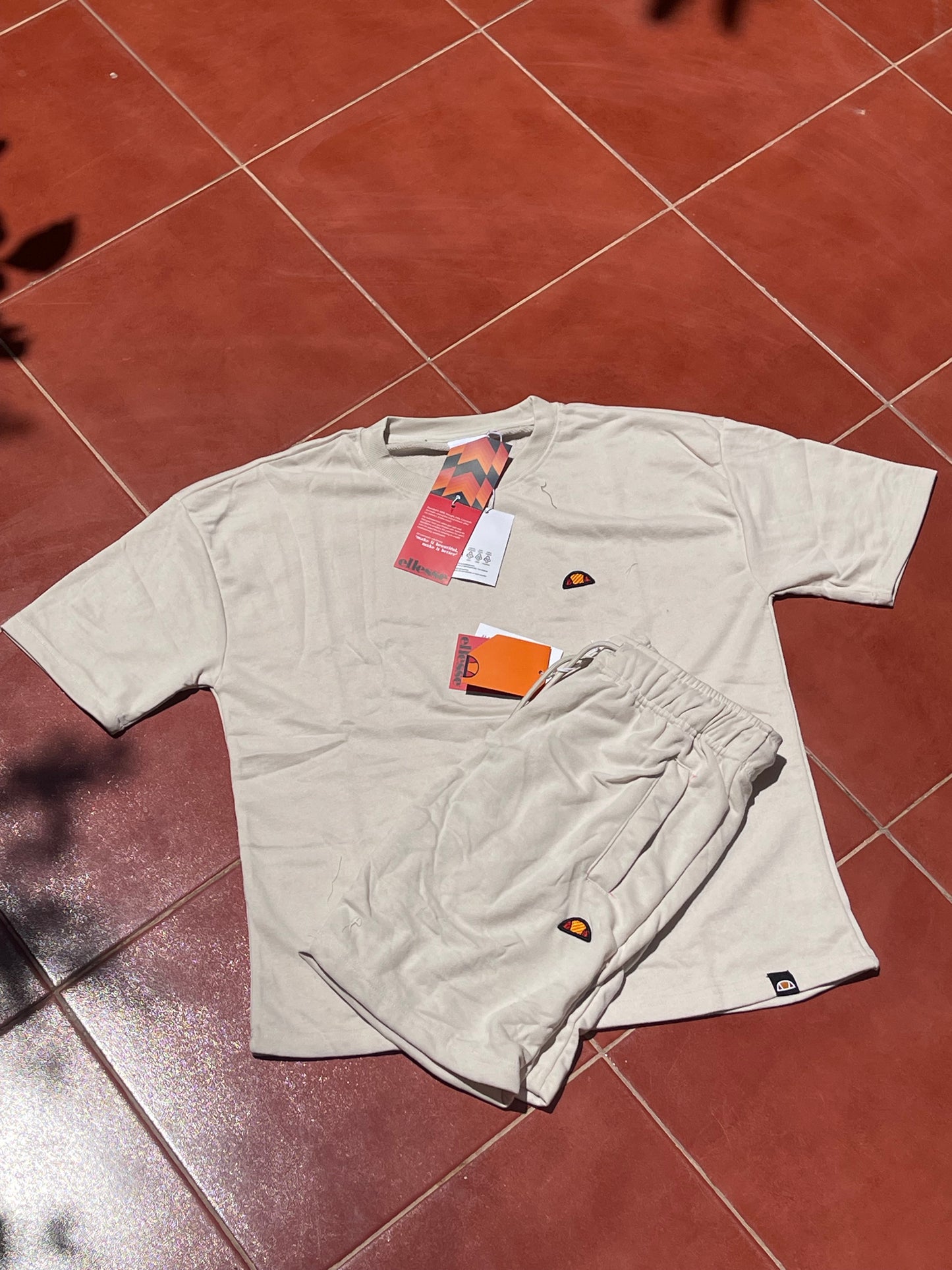 Ensemble oversize Ellesse